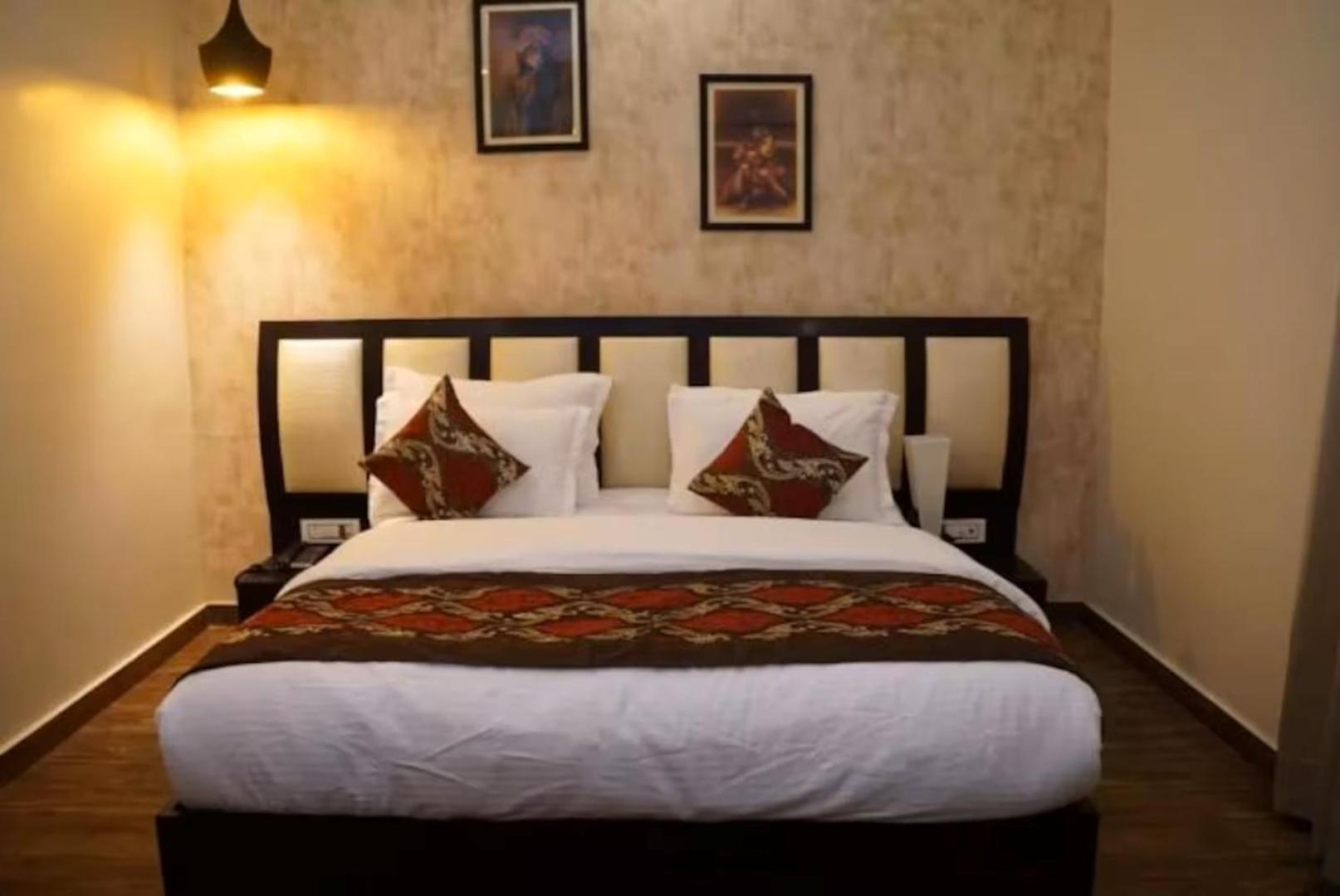 Hotel Suncity & Restaurant Hisar Экстерьер фото