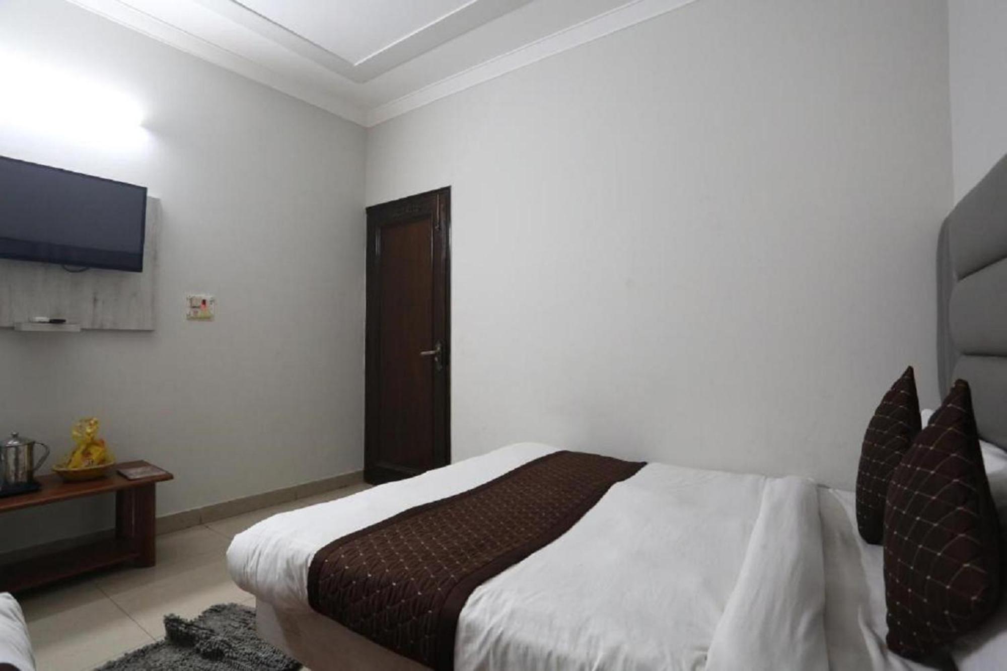 Hotel Suncity & Restaurant Hisar Экстерьер фото